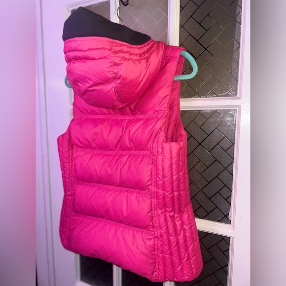 Lululemon Reservable Goose Down Sonic Pink Puffer Vest Med Small Athletica Rare - Picture 5 of 16